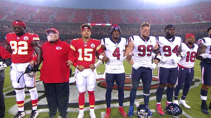 Texans Remain In Locker Room For Anthem Alex Okafor Kneels For Chiefs
