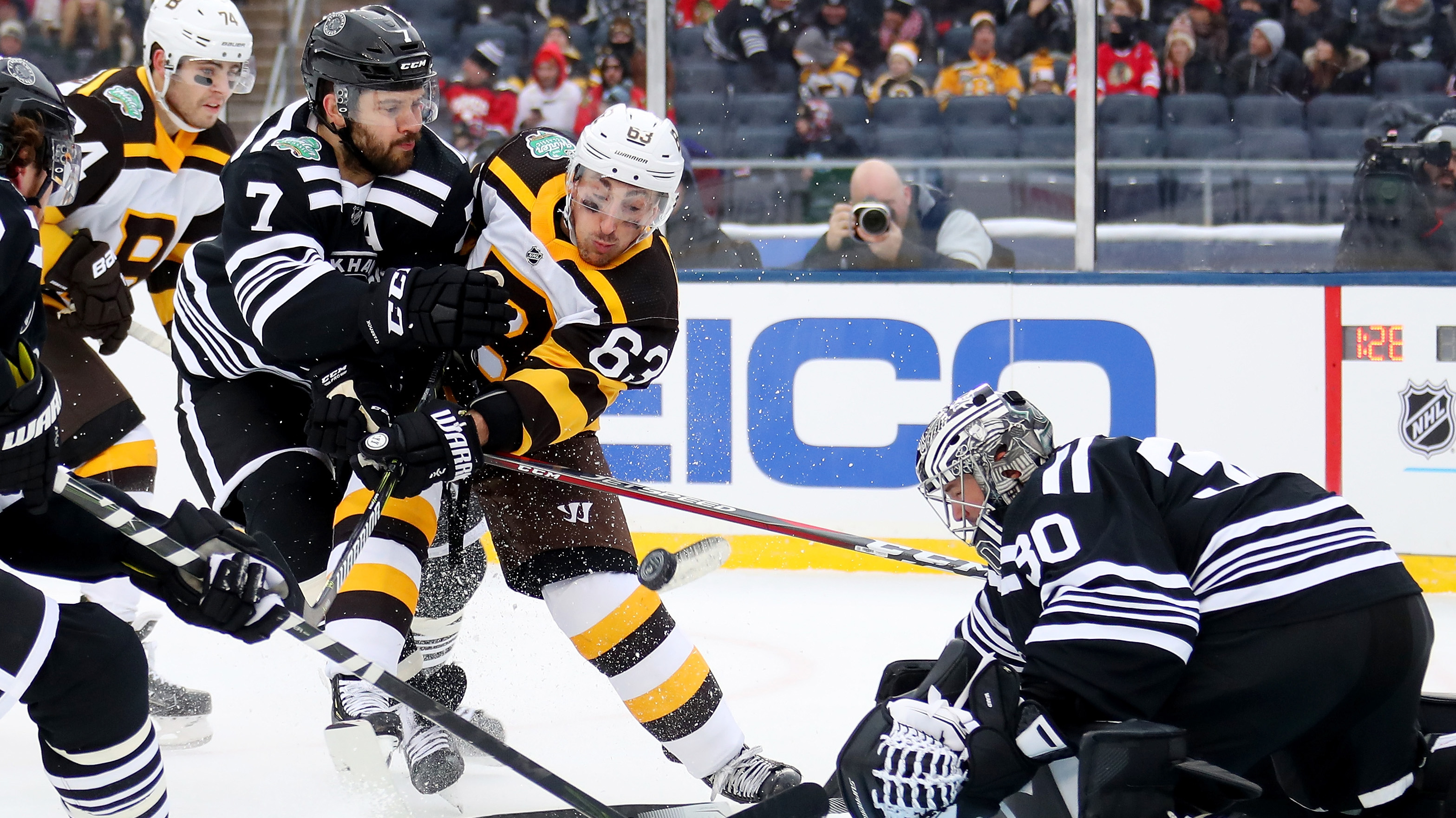 Bruins Beat Blackhawks In 2019 Winter Classic Prohockeytalk Nbc Sports