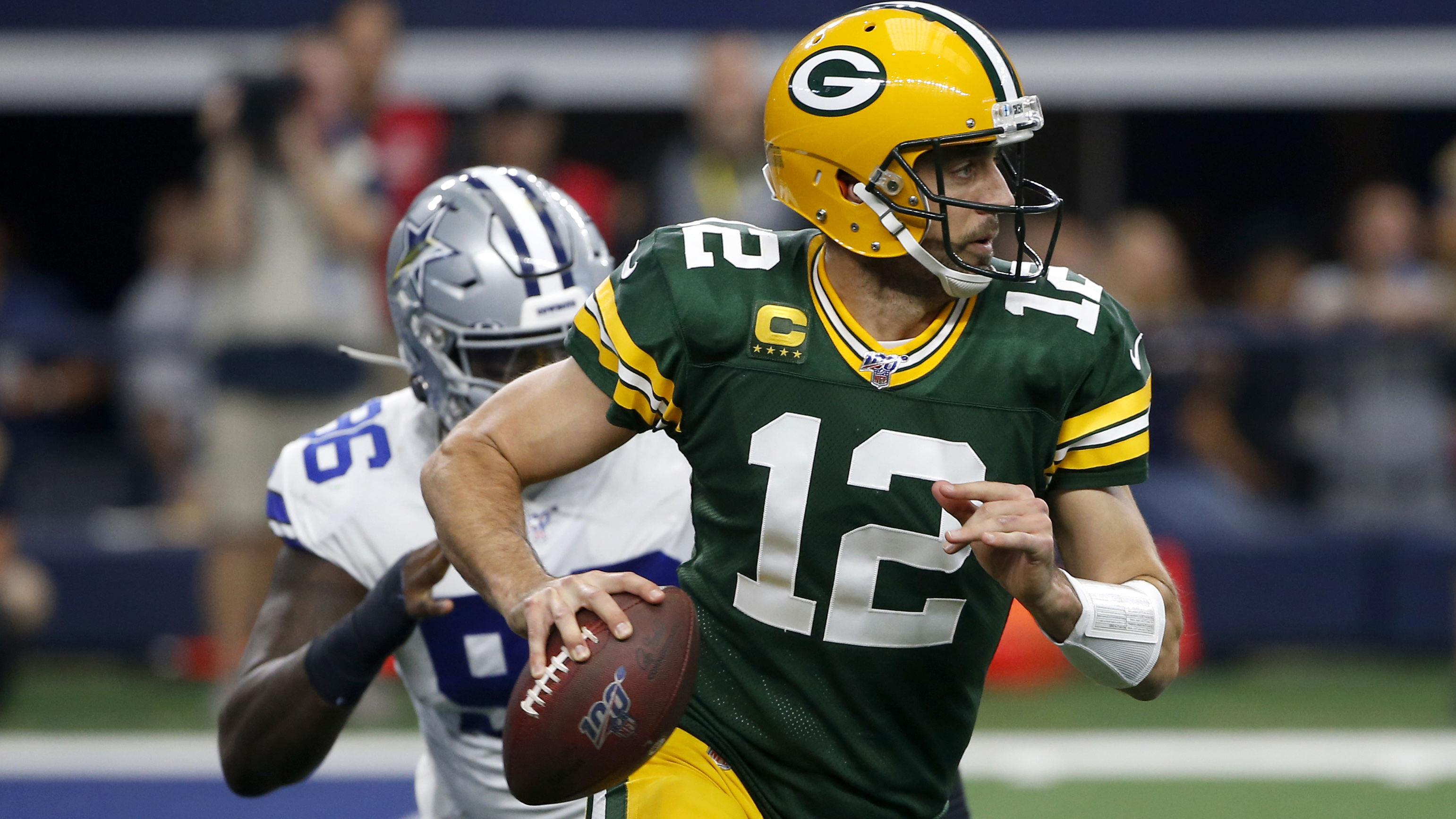 Aaron Jones Fined For Waving Goodbye During Touchdown Run Profootballtalk