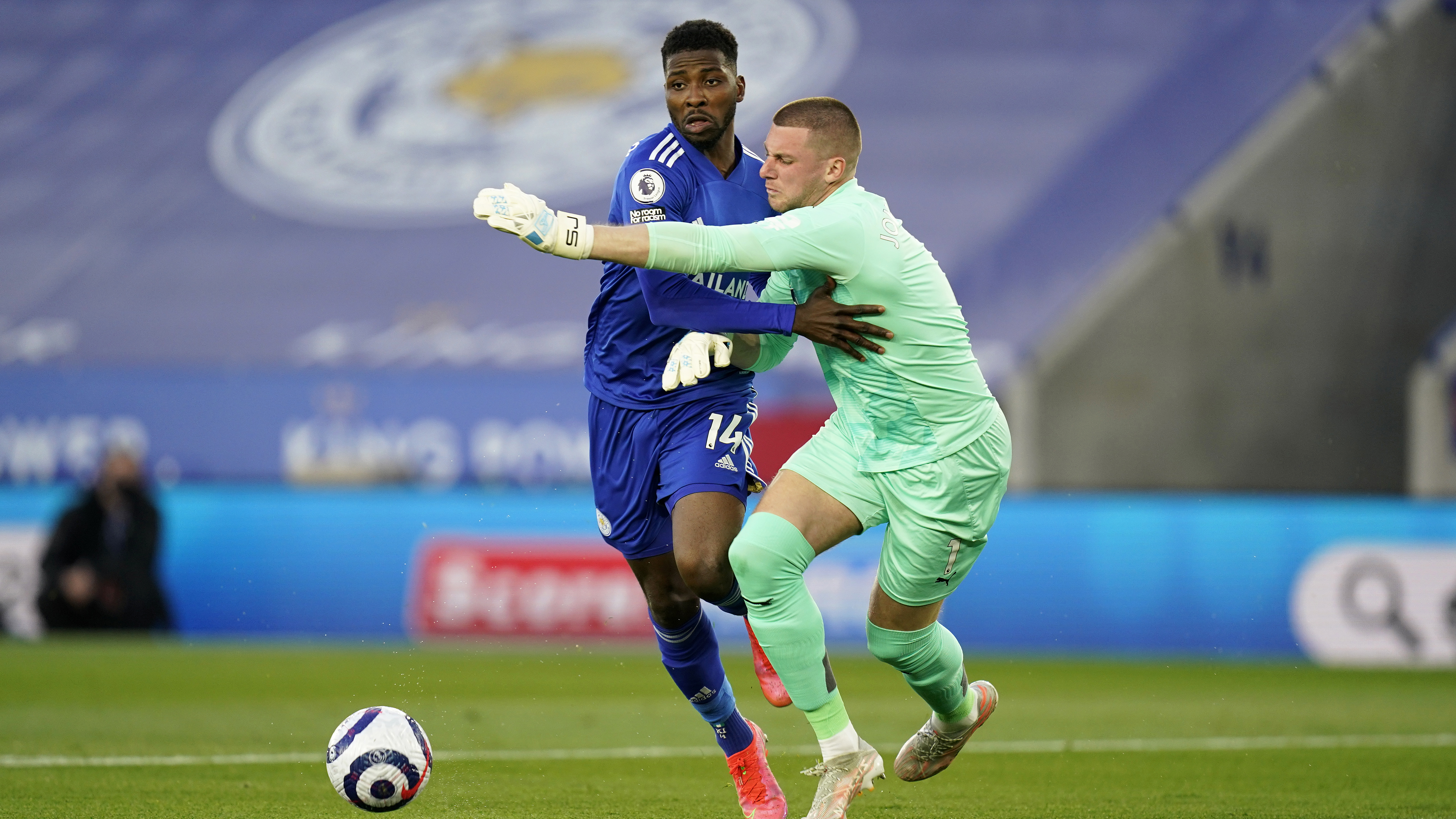 Glazer Family Unlikely To Sell Manchester United Profootballtalk