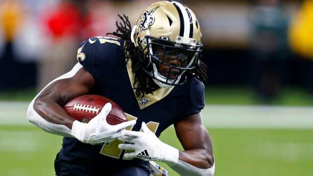 Alvin Kamara With Grill : He's scored 45.3 more fantasy points than any ...